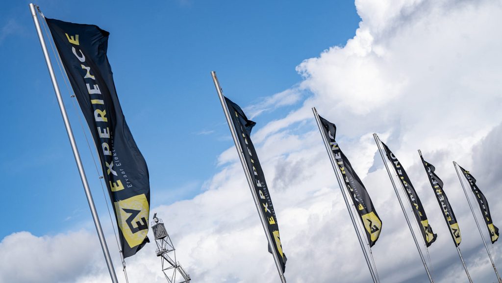 EV Experience 2026 brengt elektrische auto’s, trucks, laadoplossingen en energie samen. Van 24 tot en met 26 september op Circuit Zandvoort.