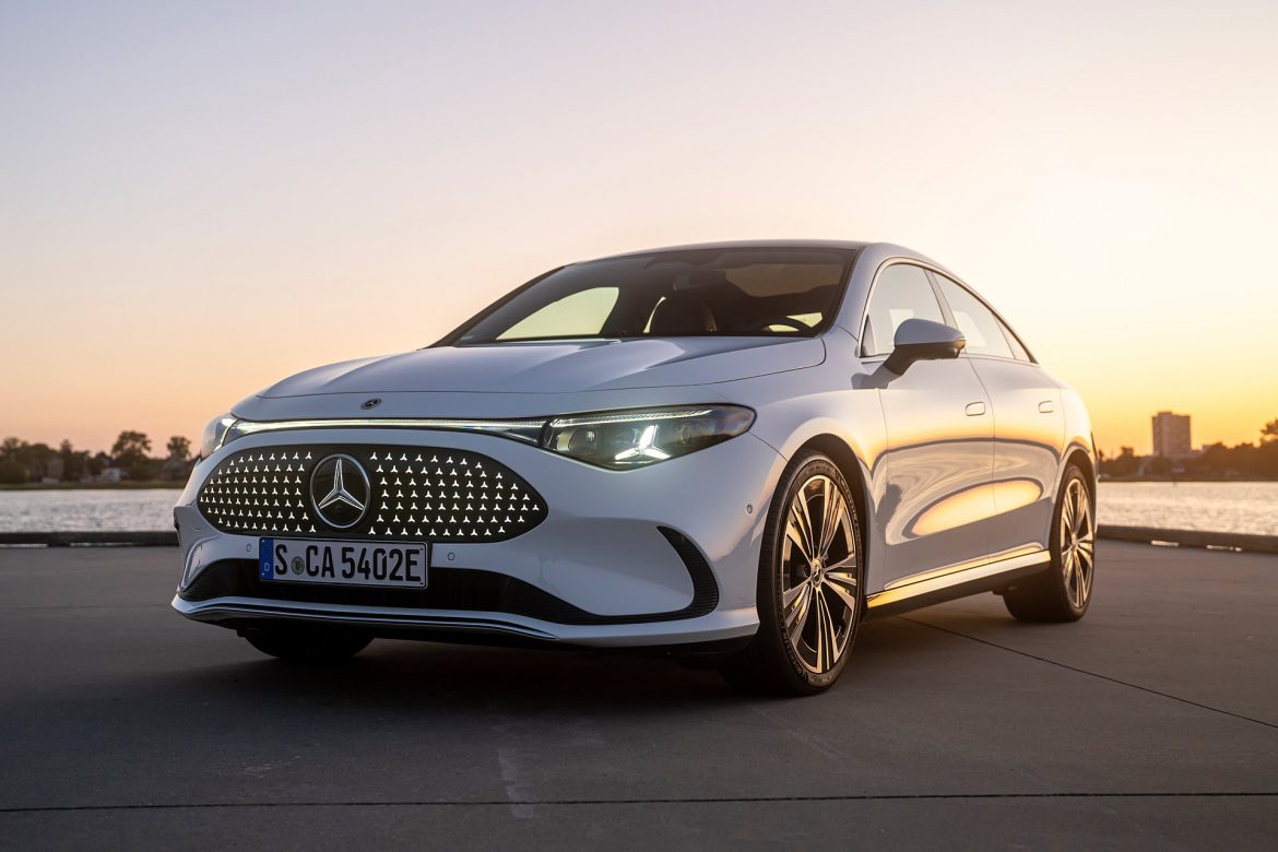 De Mercedes-Benz CLA is Zakenauto van het Jaar 2027. Eerder won hij al de Europese titel. Twee prijzen die om heel verschillende redenen zijn toegekend.